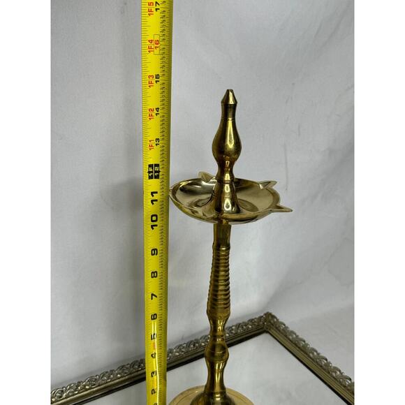 Bronze Nilavilakku Kerala Oil Lamp (Gold) Bronze Long Oil Lamp Traditional Lamps - Picture 6 of 7